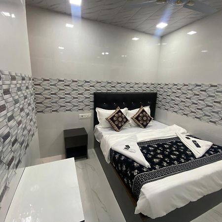 Hotel O Sai Residency Bombaj Zewnętrze zdjęcie
